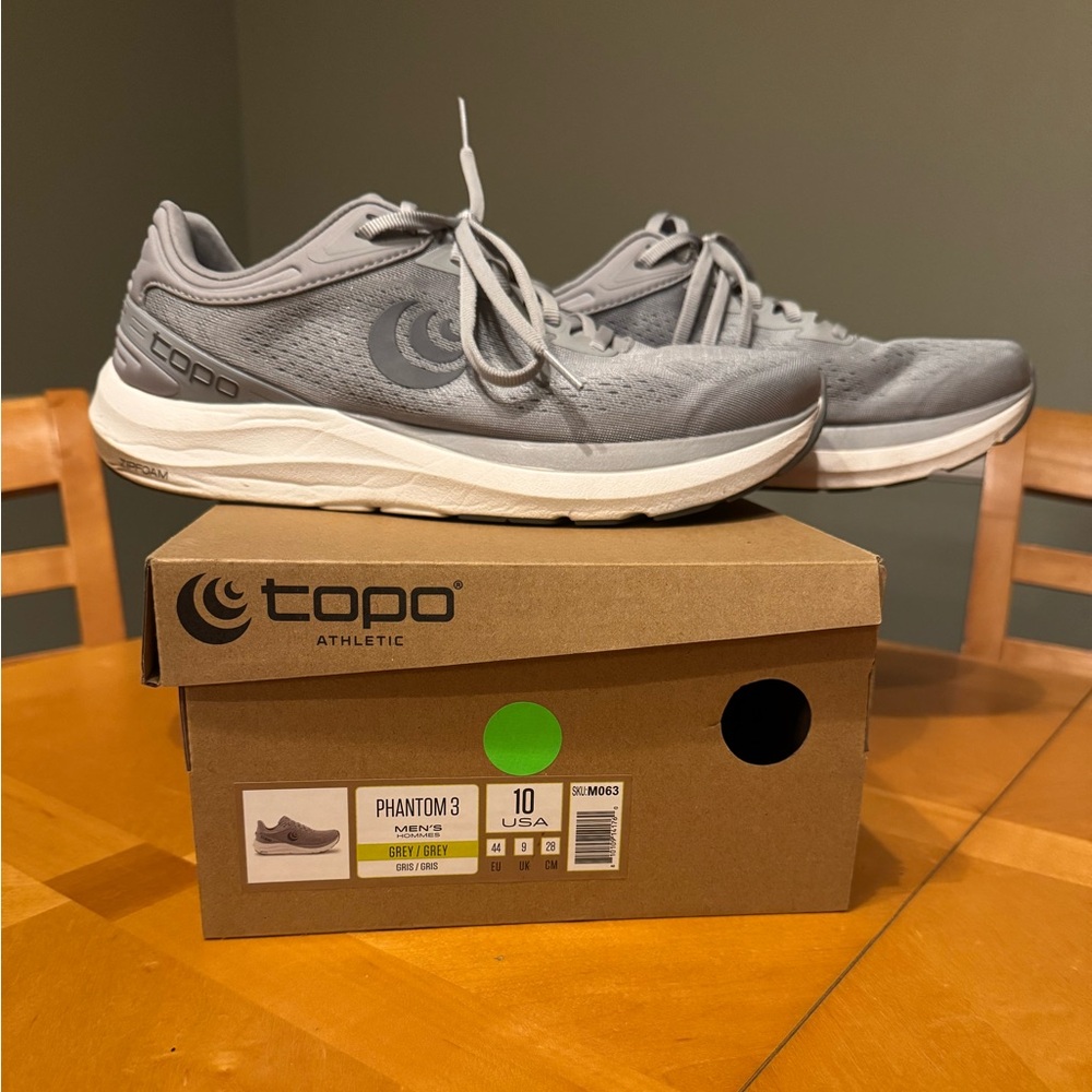 Topo Athletic Phantom 3 Running Shoes